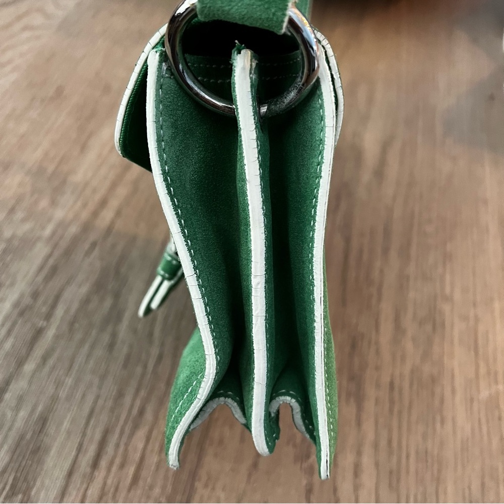 VTG Banana Republic Green Suede Buckle Front Purse - Picture 4 of 9